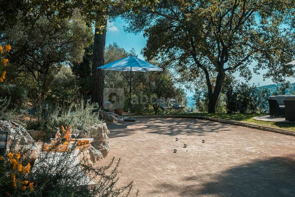 Terrain de pétanque