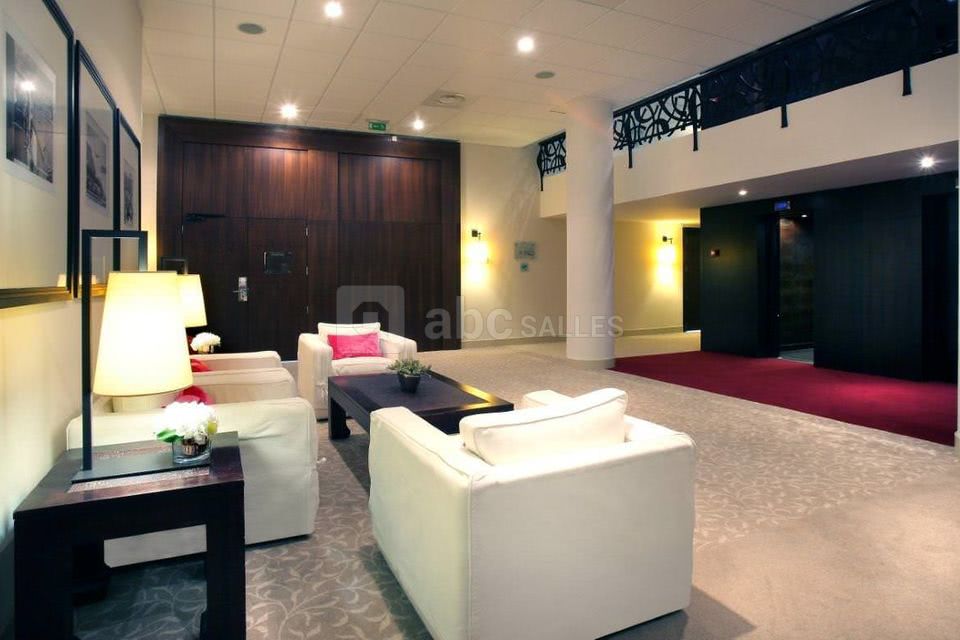 Mezzanine pour les pauses et cocktails