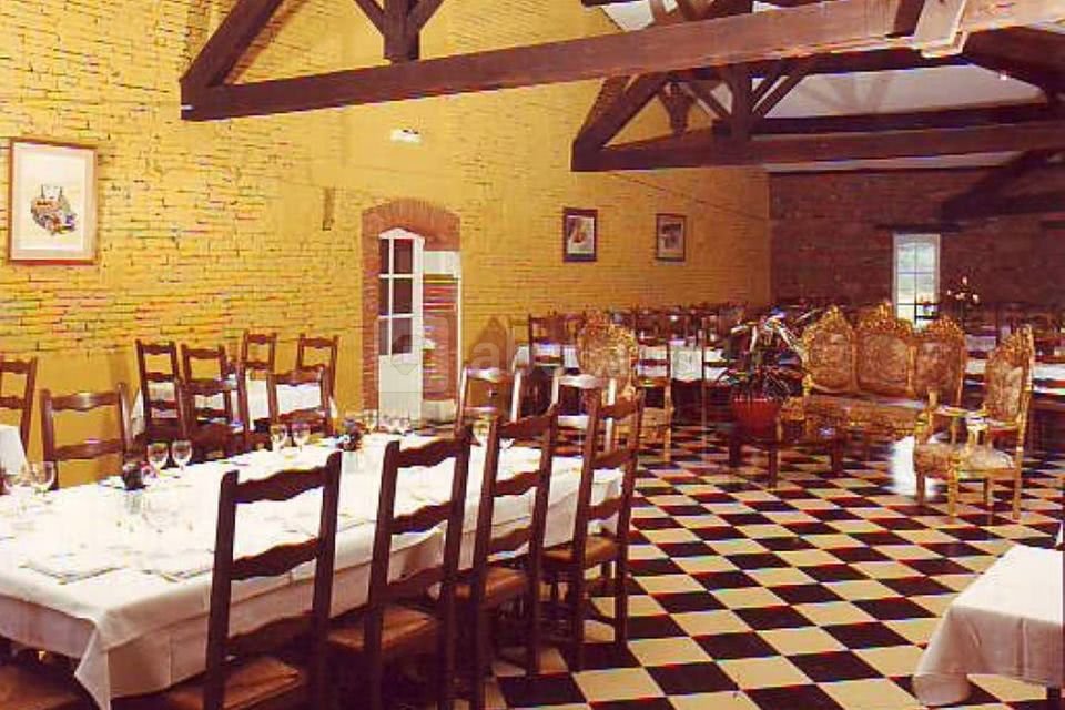 Salle repas de groupe jusqu'à 120 personnes