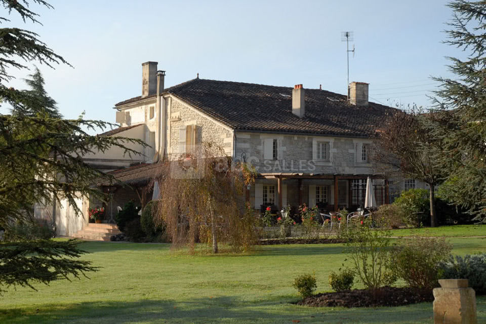 Hostellerie Les Pigeons Blancs