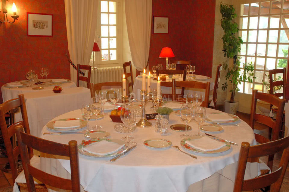 Hostellerie Les Pigeons Blancs