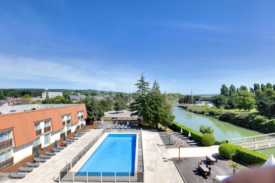 Piscines x 2, jardin - parc