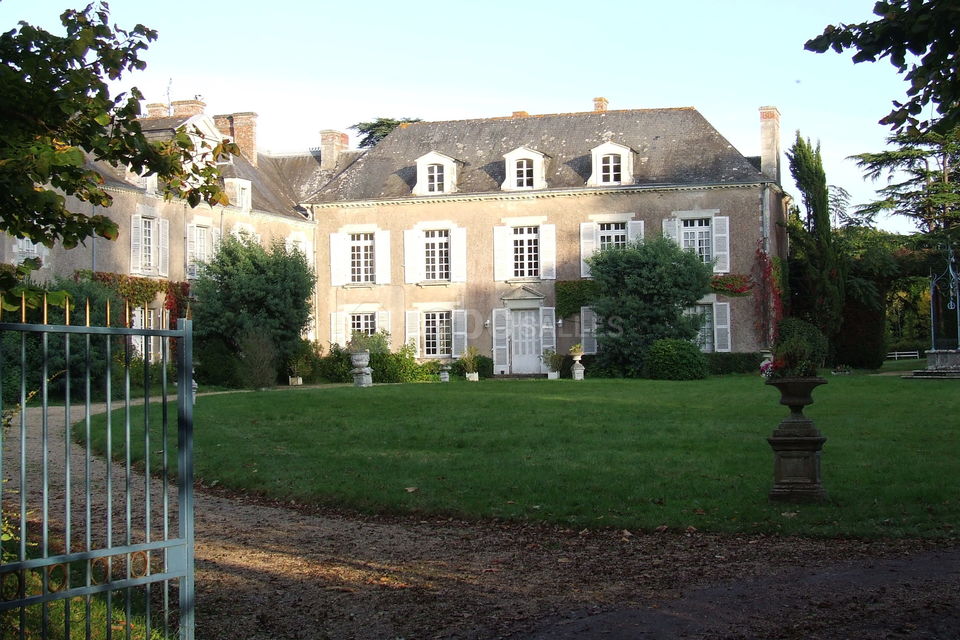 Château de la Cour de Bouée
