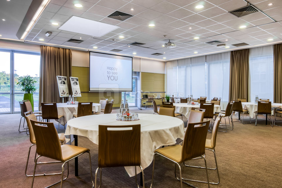 Mercure Lille Lesquin & L’Orangerie