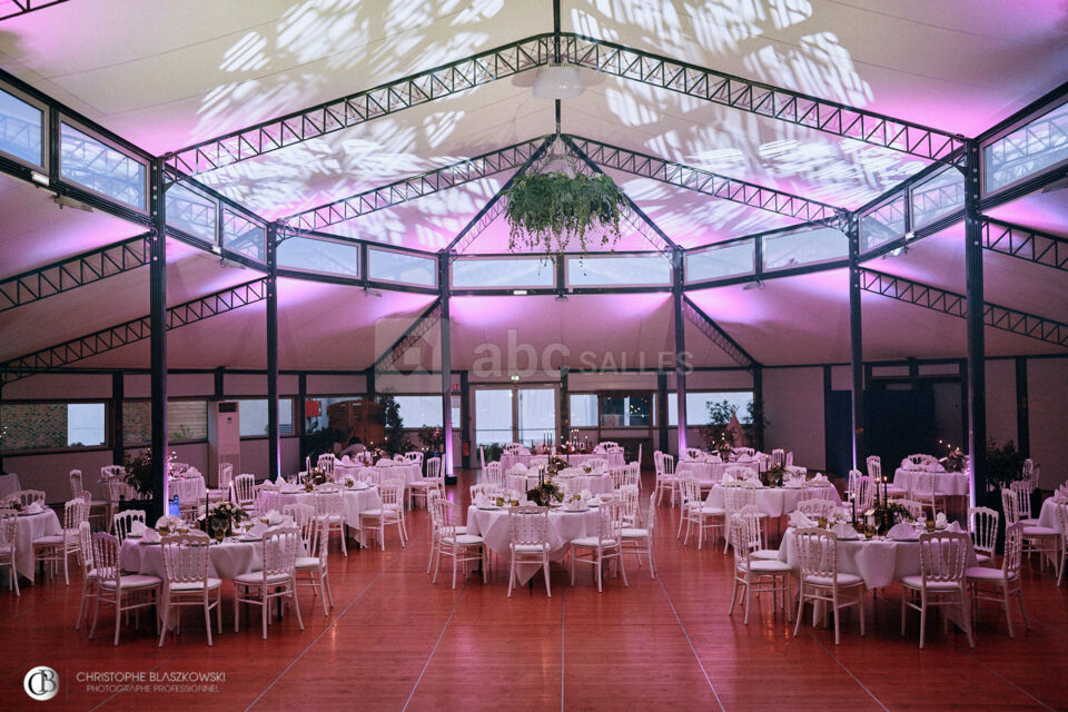 Mercure Lille Lesquin & L’Orangerie
