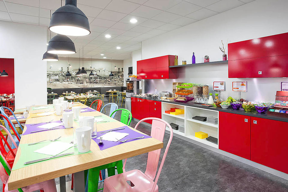 Hôtel Ibis Styles Garden Court Lyon - Villeurbanne