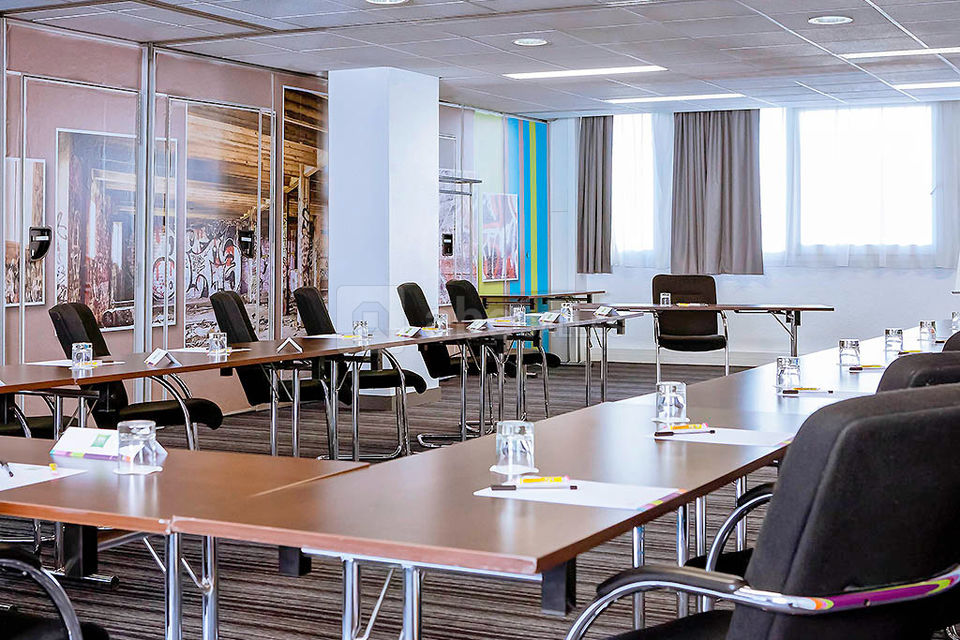 Hôtel Ibis Styles Garden Court Lyon - Villeurbanne