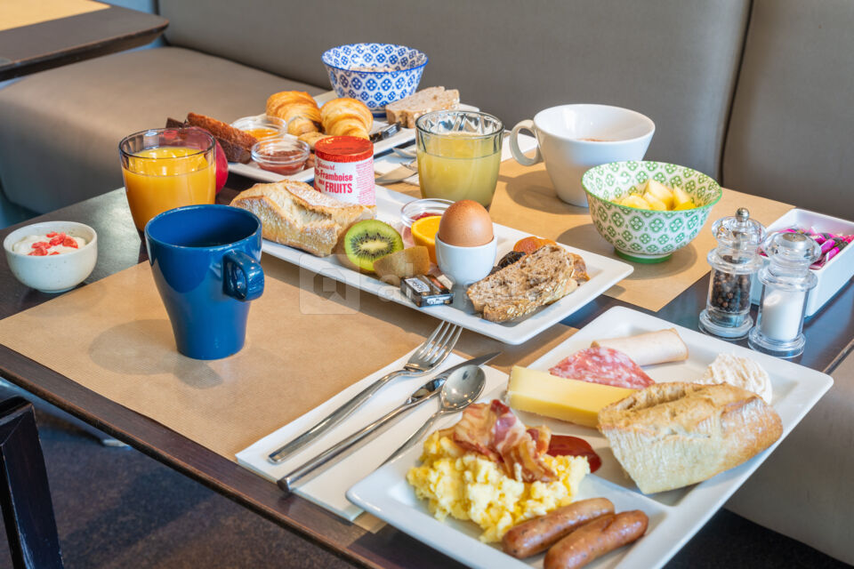 Petit-déjeuner buffet