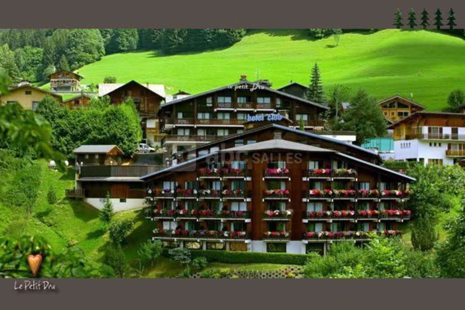 Hôtel-Club le Petit Dru