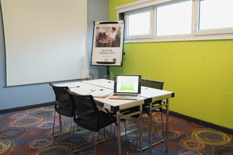 Petite salle de séminaire