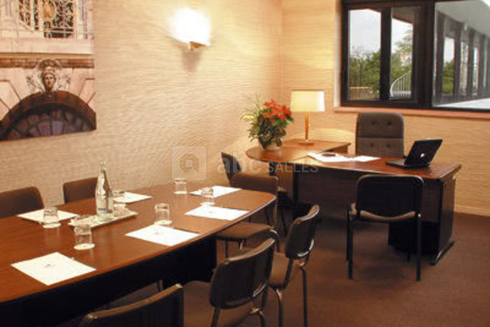 Salon