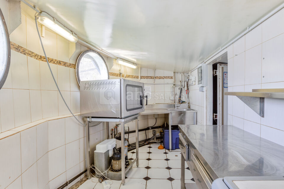 Le Kiosque Flottant