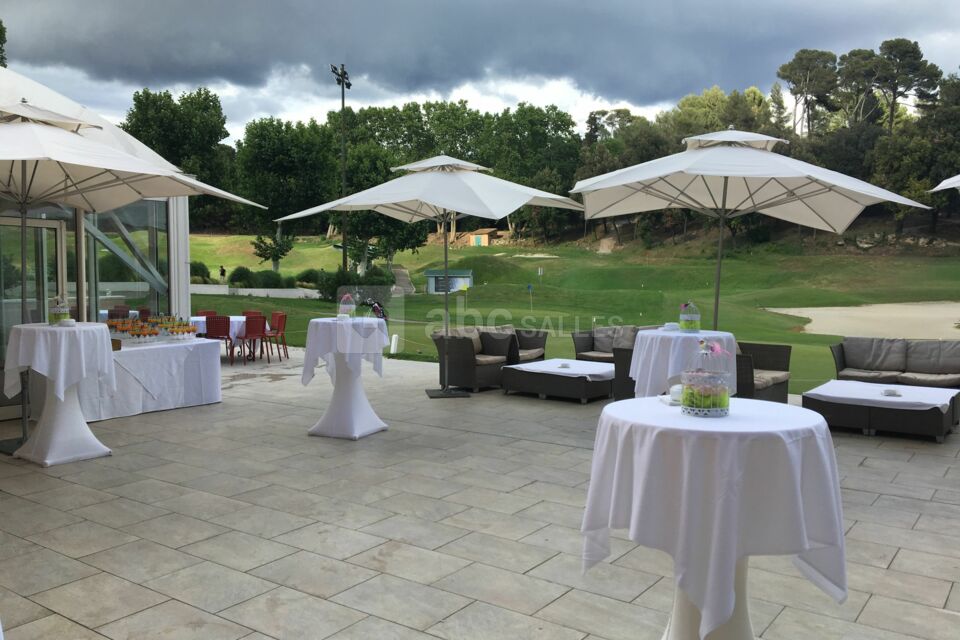 Cocktail en terrasse à Marseille - Bastide de la Salette