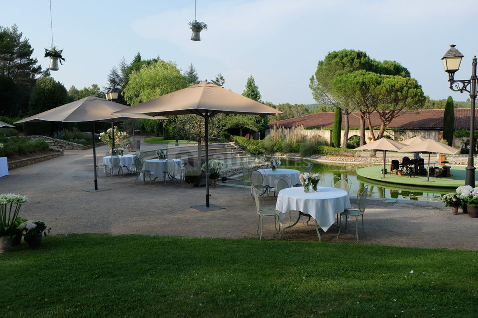 Cocktail à l'Amphithéâtre