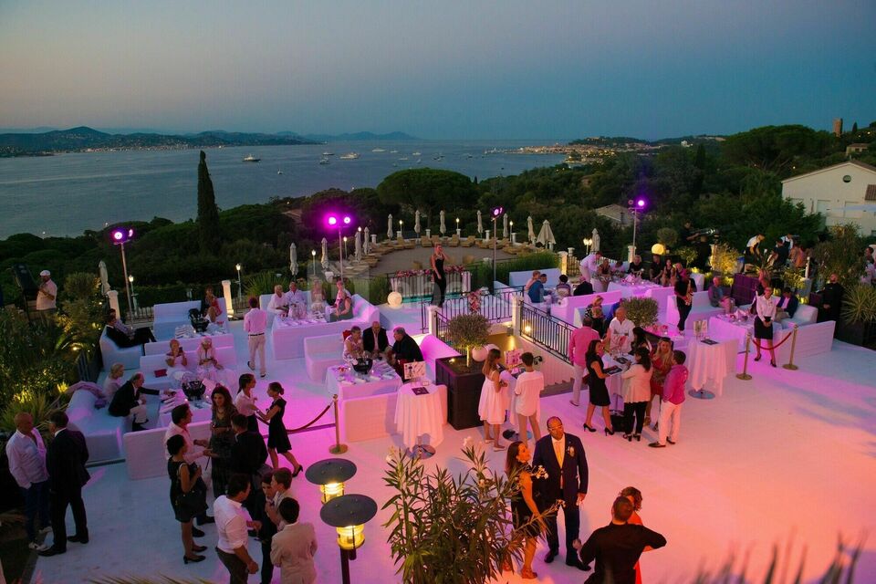 Althoff Villa Belrose