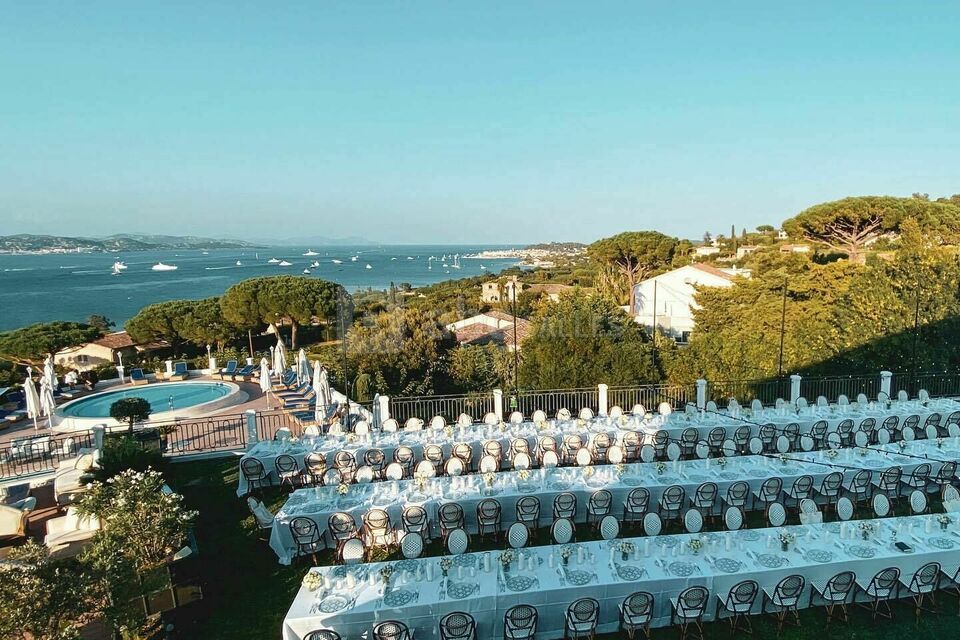 Althoff Villa Belrose