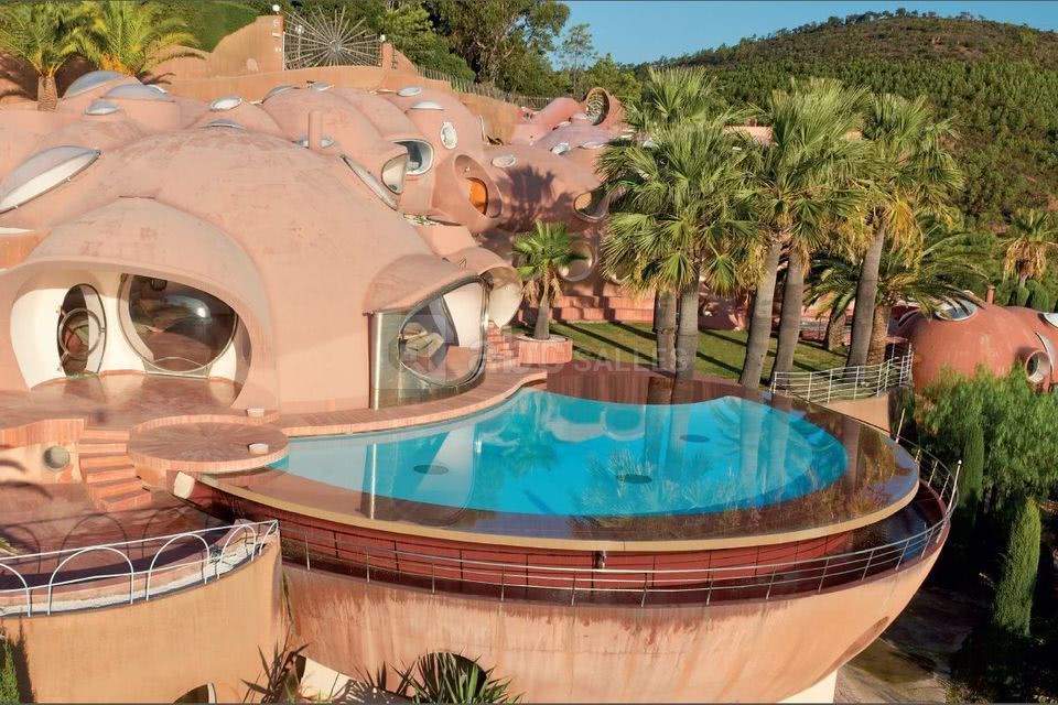 Palais Bulles