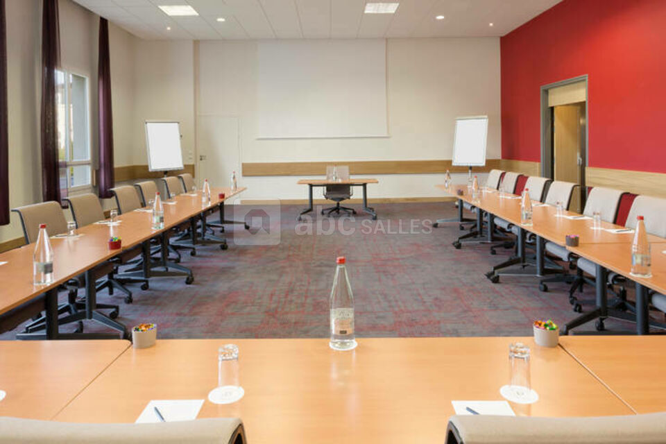 Mercure Chantilly Resort