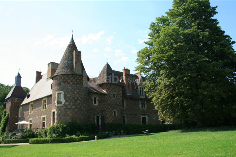 Les Fougis - Dépendances du Château