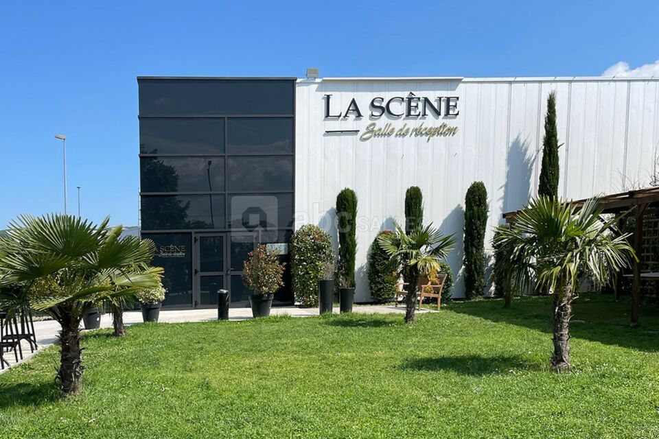 La Scène