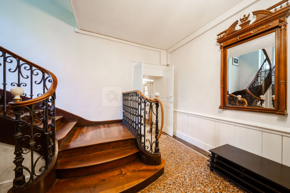 Cage d'escalier