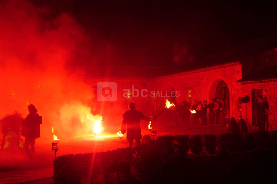 Tableaux feux dans le jardin a la francaise