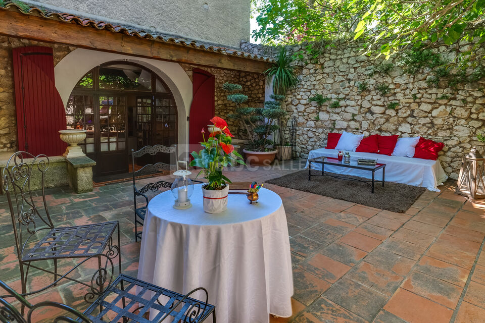 Domaine de Chante Grillet