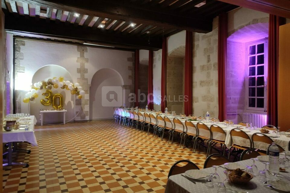 Salle Sainte Thérèse grand format
