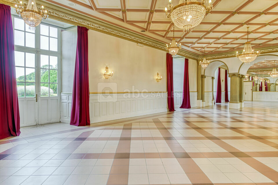 Logis du Roi 250 places assises