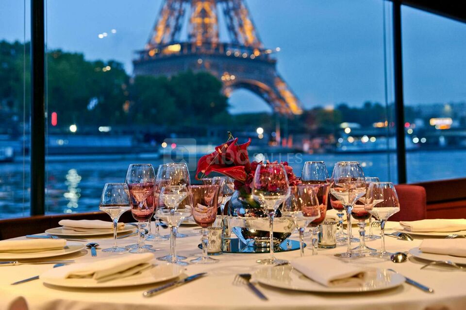 Le Paris Seine