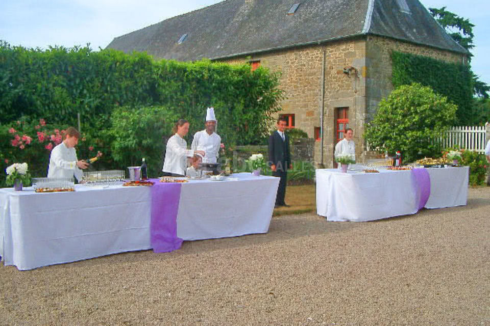 Cocktail extérieur - parvis malouinière