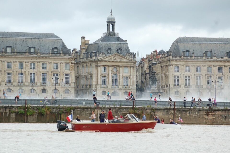 Vedette "Grattequina" à Bordeaux