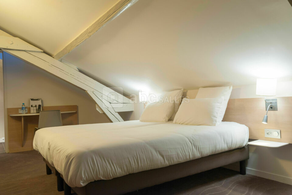 Chambre confort grand lit