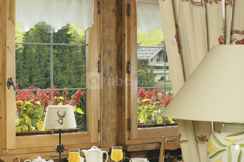 Les Chalets de la Serraz