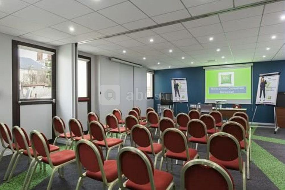 Salons turquoise et granny (64 m²)