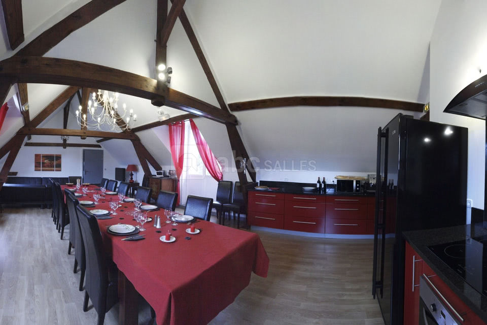 Salle à manger Gîte piscine