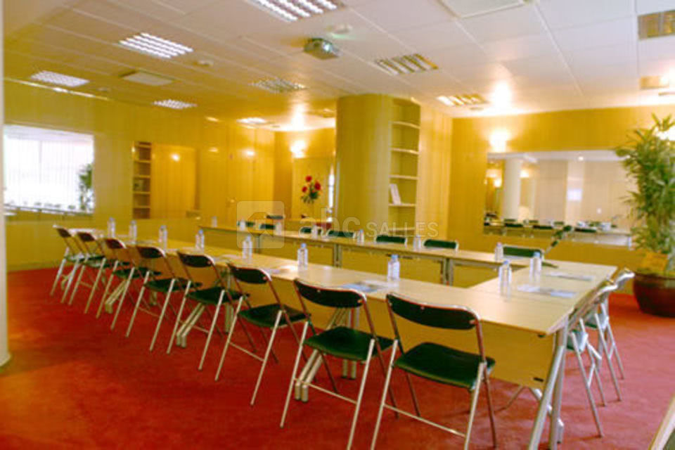 Le Salle Longchamps
