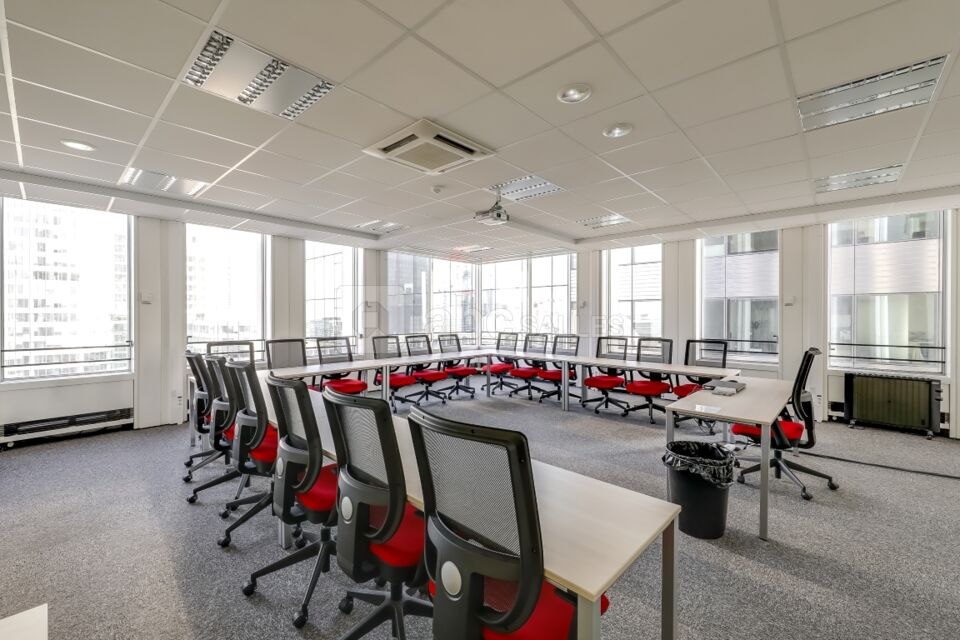 IB Espaces & Services Paris La Défense