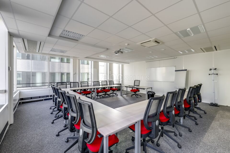 IB Espaces & Services Paris La Défense