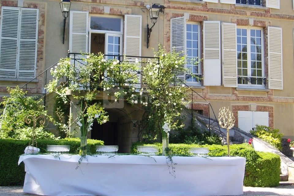 Cocktail / vin d'honneur dans le jardin