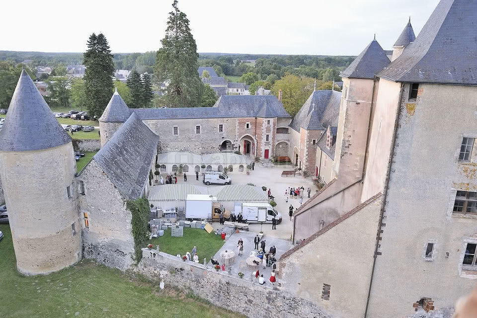 Château de La Chapelle-d'Angillon