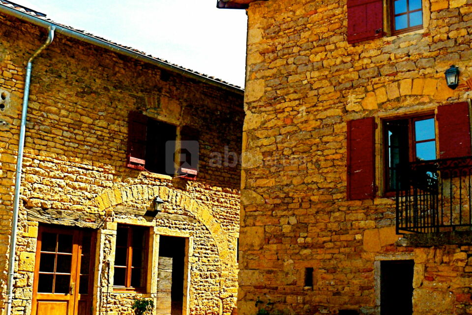 Relais des Pierres Dorées