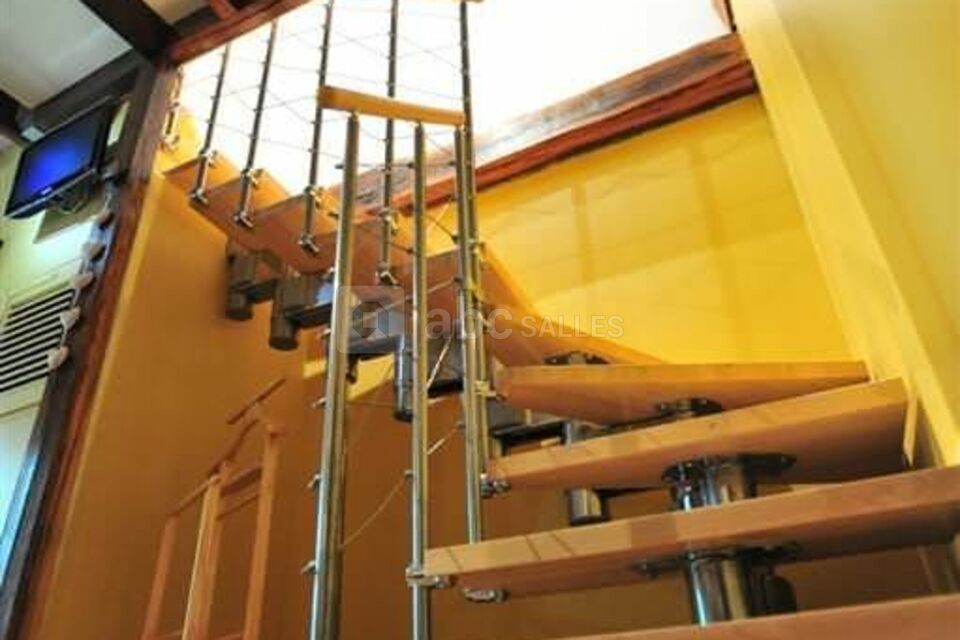 Escalier duplex reine des prés