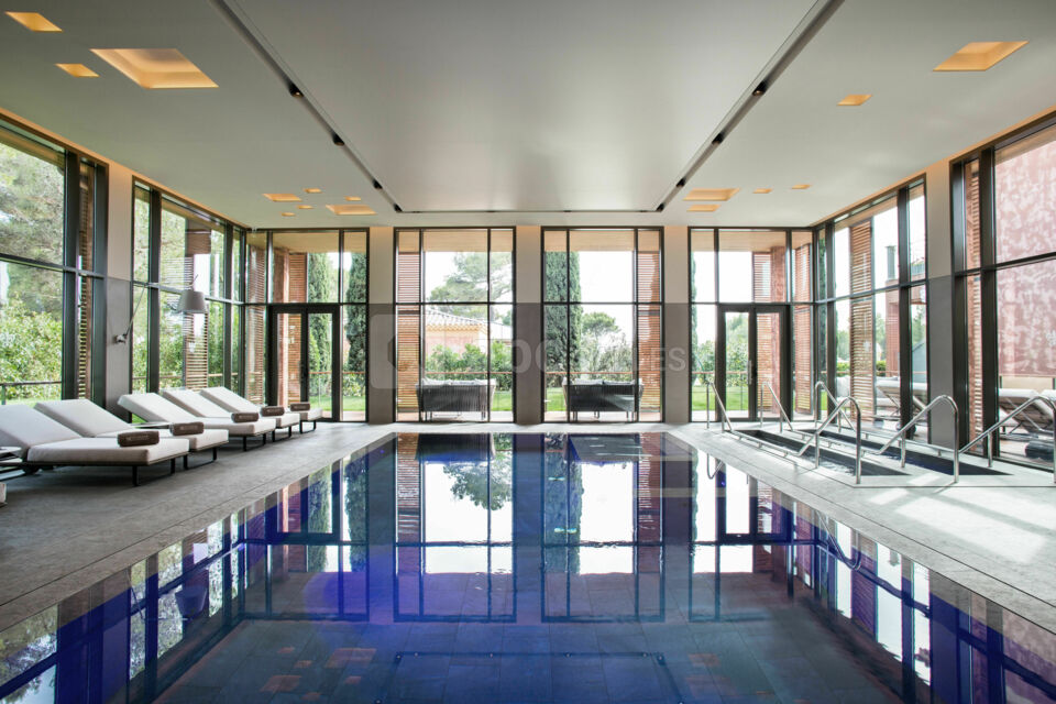 La piscine intérieure
