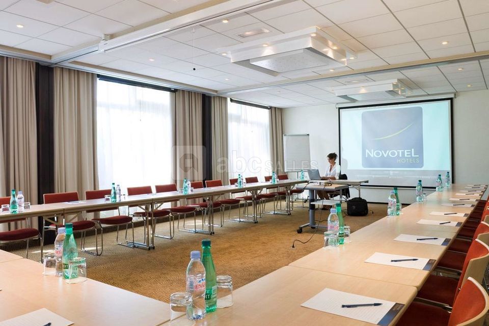 Hôtel Novotel Aéroport Cap 3000