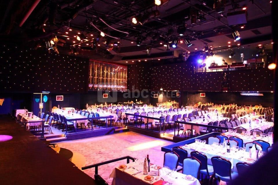 Le Cabaret