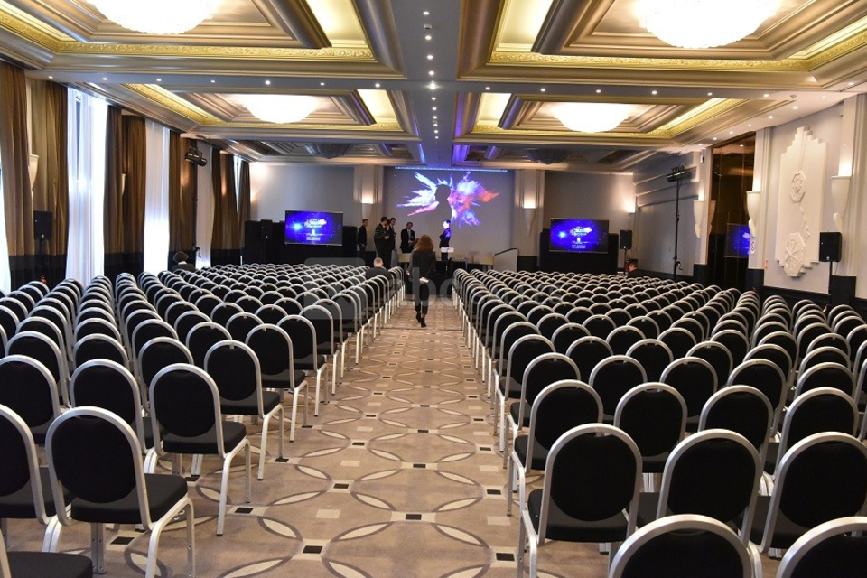 PASINO GRAND / Conférence