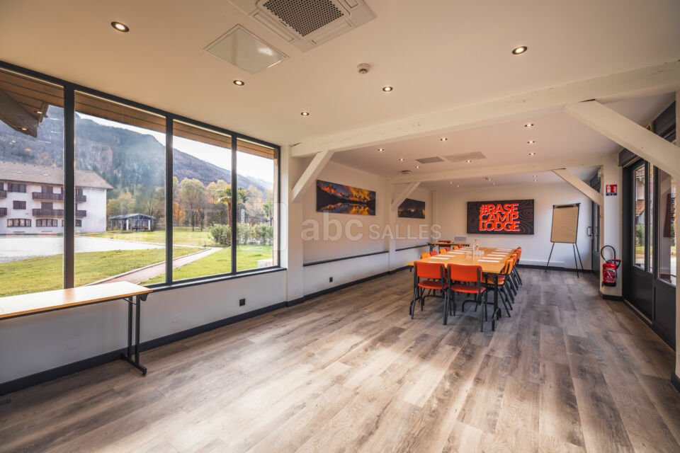 Base Camp Lodge Albertville