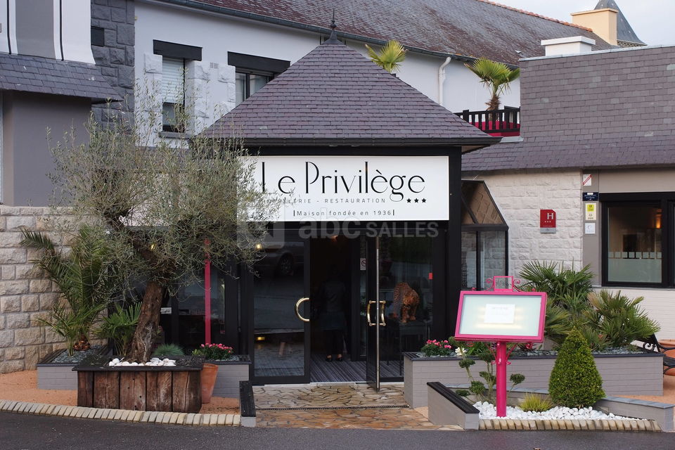 Le Privilège