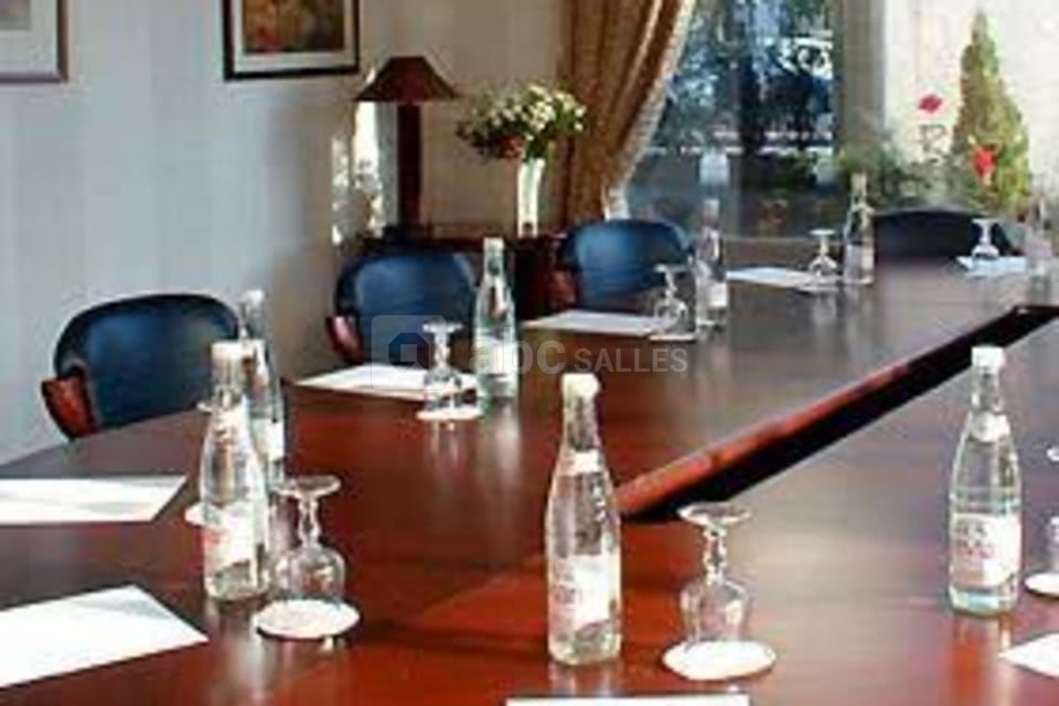 Premier salon